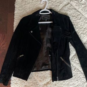 100% suede jacket. Size small.